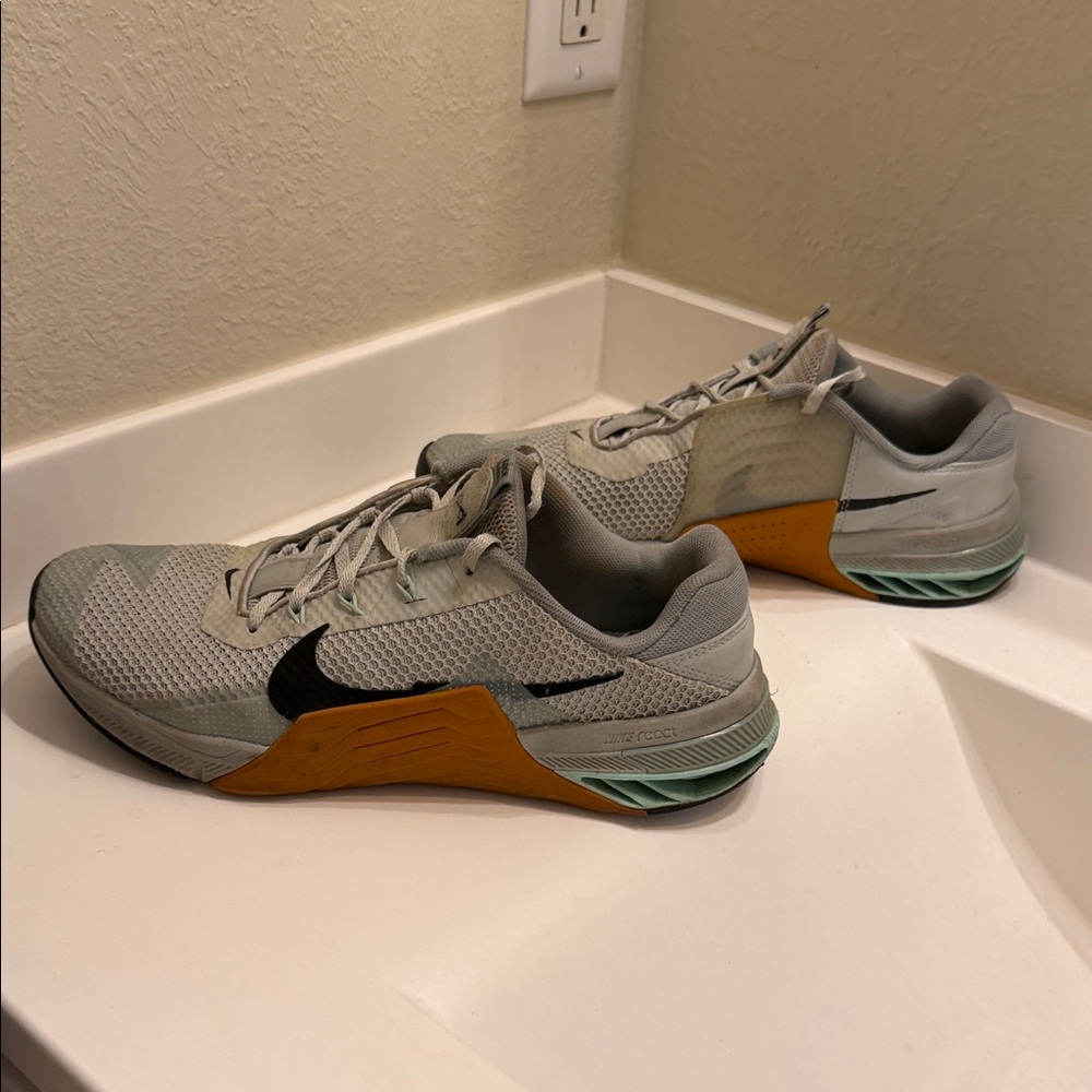 Nike Gray and Light Green Metcon